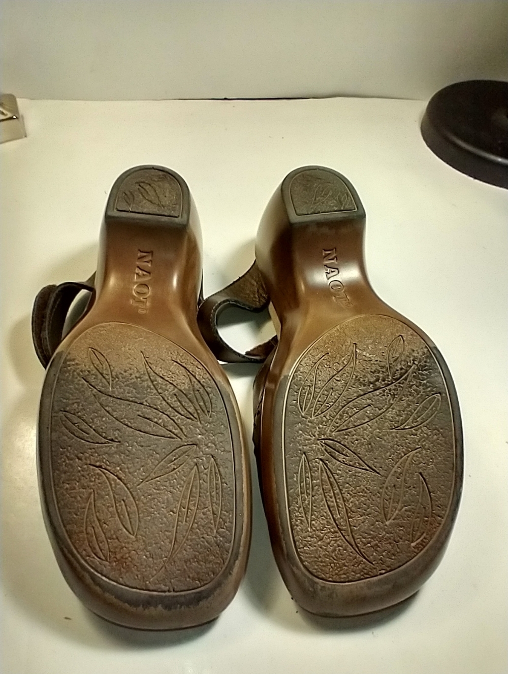 Naot Casual Slip On Two Strap Wedge Slide Sandals Women's sz 8(39). - Picture 9 of 12